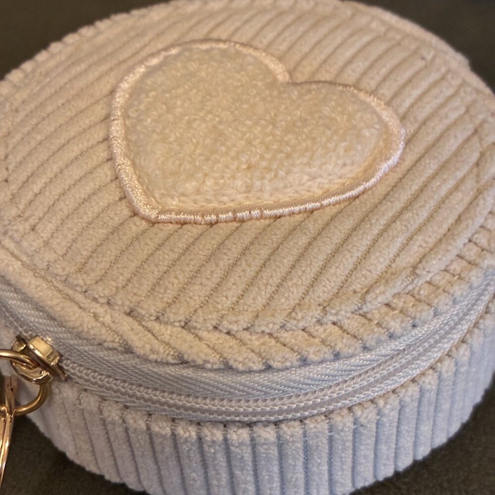 NWOT Altar'd State Corduroy Embellish Heart Pill Box - Picture 7 of 9